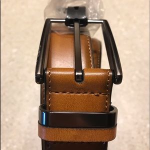 NWT Alfani Men’s belt in cognac size 34